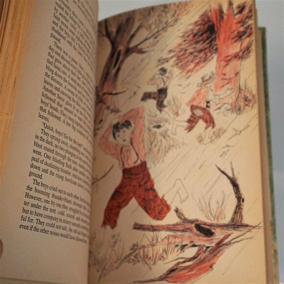 The Adventures of Tom Sawyer By Mark Twain Unabridged Golden Press 1966 HC - Picture 9 of 12